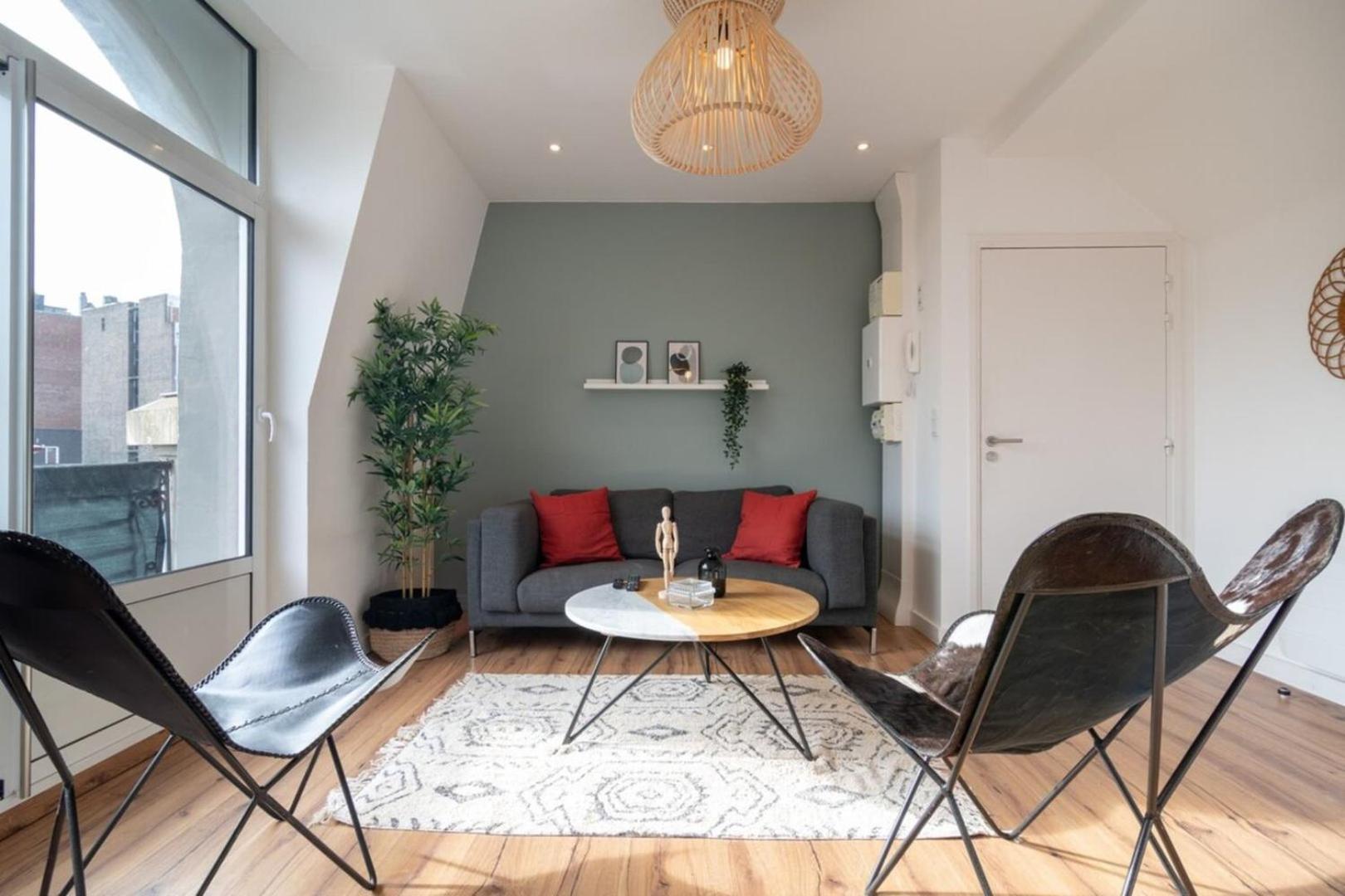 Marcq En Baroeul - Superb Apartment + Parking Extérieur photo